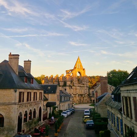 Hotel De L'Abbaye De Longpont Eksteriør bilde